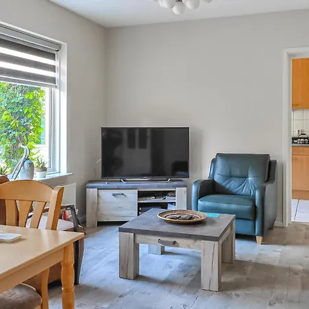 In With Kitchen