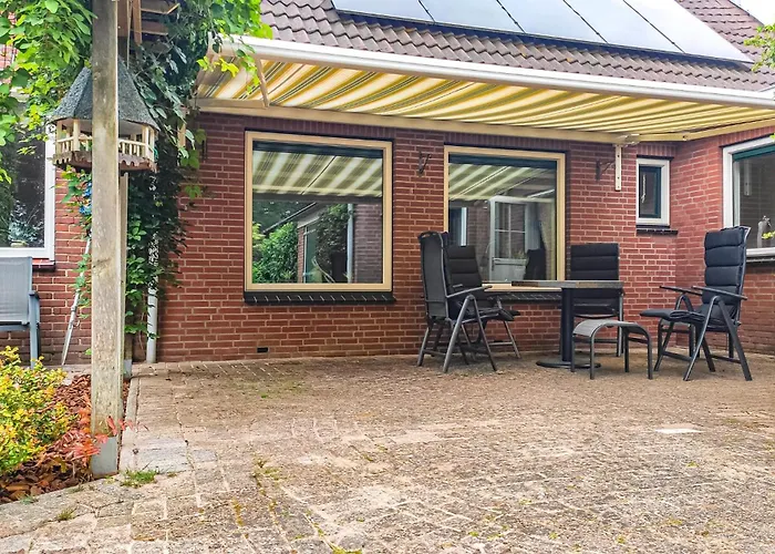 In With Kitchen 別荘